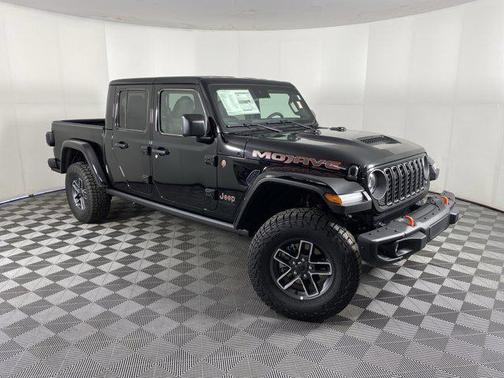 2025 Jeep Gladiator Mojave X