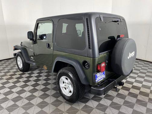 Jeep Green Metallic Clearcoat/Black Hard Top 2006 Jeep Wrangler X