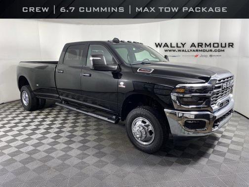 2026 RAM 3500 Tradesman Crew Cab 4x4 8' Box