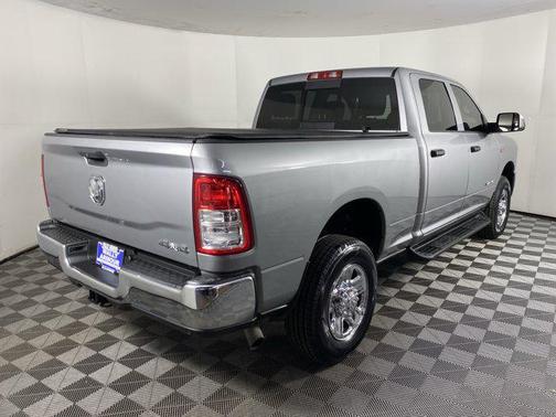 2019 RAM 2500 Tradesman Crew Cab 4x4 6'4' Box