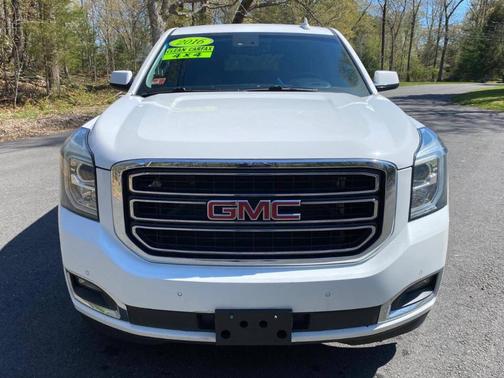 White 2016 GMC Yukon SLE