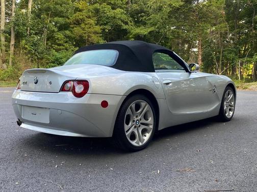 2005 BMW Z4 3.0i Roadster