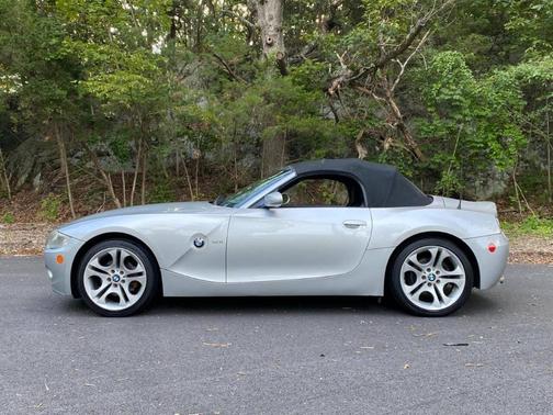 2005 BMW Z4 3.0i Roadster