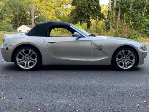 2005 BMW Z4 3.0i Roadster