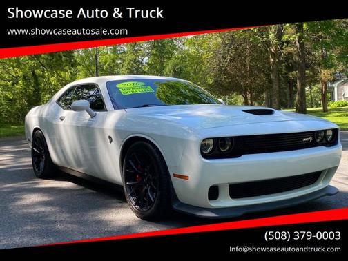 Off White 2016 Dodge Challenger SRT Hellcat