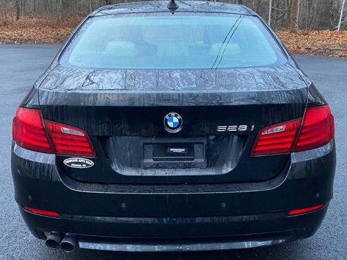 2012 BMW 528 i xDrive