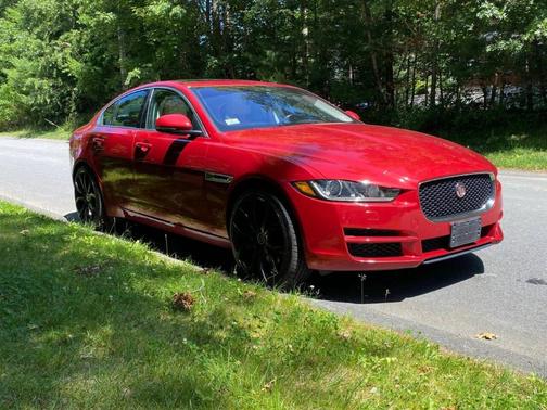 2017 Jaguar XE 35t Prestige