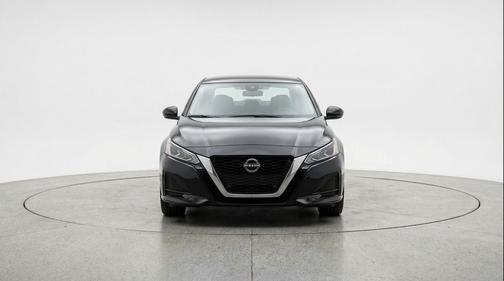 Super Black 2025 Nissan Altima SV FWD
