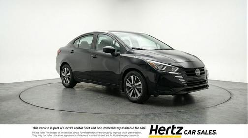 Super Black 2025 Nissan Versa 1.6 SV