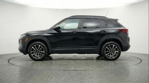 Mosaic Black Metallic 2025 Chevrolet Trailblazer LT