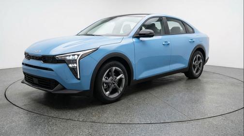 Morning Haze 2025 Kia K4 LXS