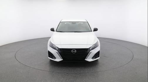 Glacier White 2025 Nissan Altima SV FWD