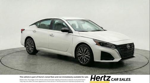 Glacier White 2025 Nissan Altima SV FWD