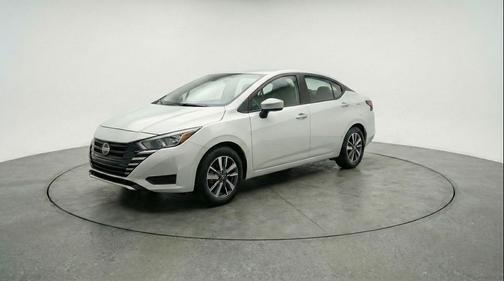 Brilliant Silver Metallic 2025 Nissan Versa 1.6 SV