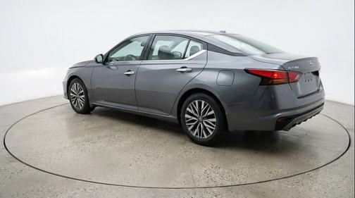 Gun Metallic 2025 Nissan Altima SV FWD