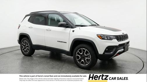 Bright White Clearcoat 2025 Jeep Compass Trailhawk