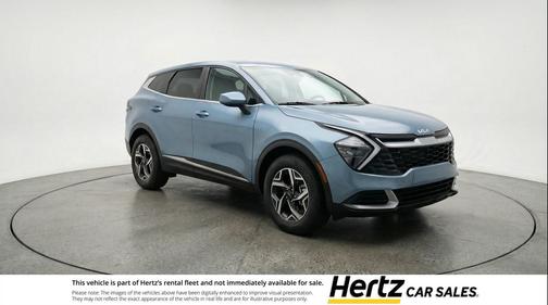 Everlasting Silver 2025 Kia Sportage LX