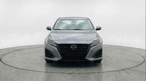 Gun Metallic 2025 Nissan Altima SV FWD