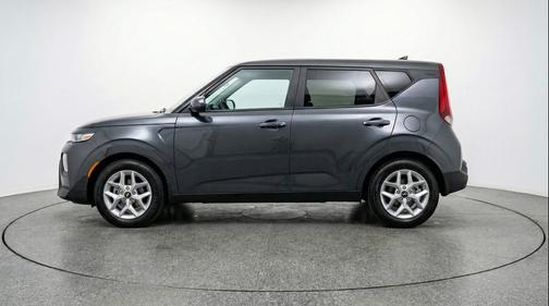 Gravity Gray 2025 Kia Soul LX
