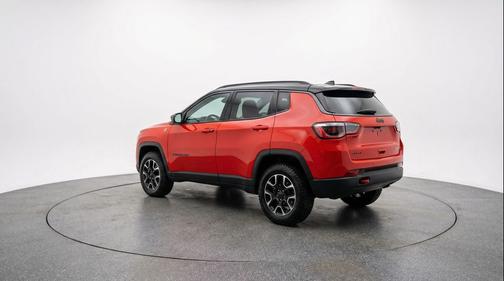 Red Hot Pearlcoat 2025 Jeep Compass Trailhawk