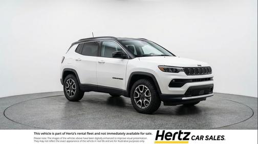 Bright White Clearcoat 2025 Jeep Compass Trailhawk