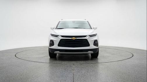 Summit White 2025 Chevrolet Blazer 2LT