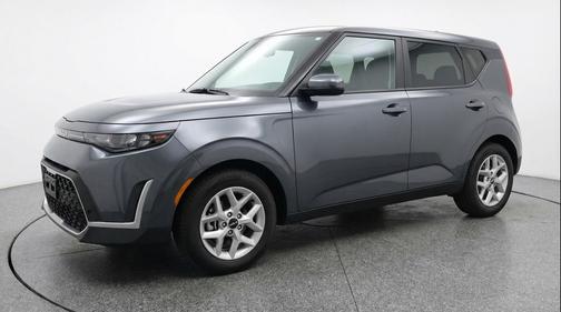 Gravity Gray 2025 Kia Soul LX