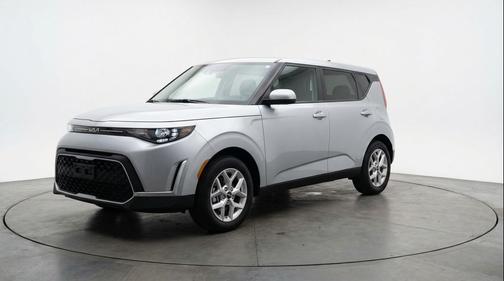 Steel Gray 2025 Kia Soul LX