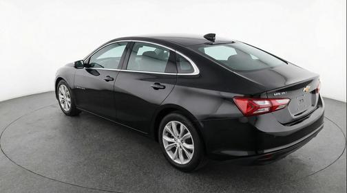 Mosaic Black Metallic 2024 Chevrolet Malibu FWD 1LT