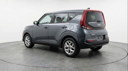 Gravity Gray 2025 Kia Soul LX