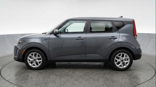 Gravity Gray 2025 Kia Soul LX