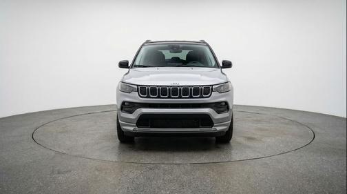 Silver Zynith Metallic Clearcoat 2025 Jeep Compass Limited