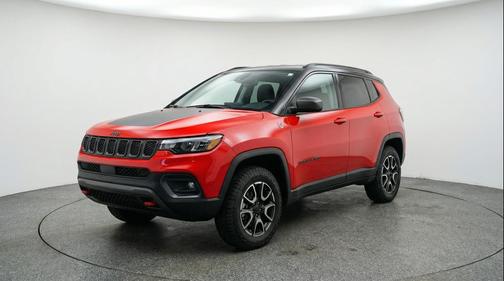 Red Hot Pearlcoat 2025 Jeep Compass Trailhawk