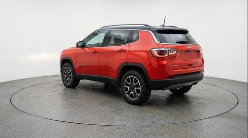 Red Hot Pearlcoat 2025 Jeep Compass Trailhawk