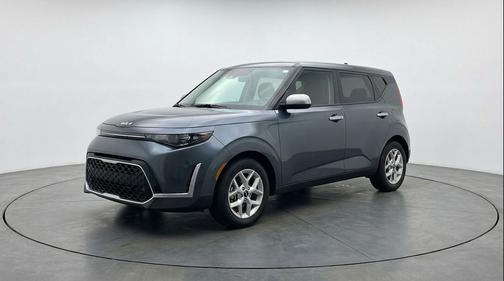 Gravity Gray 2025 Kia Soul LX