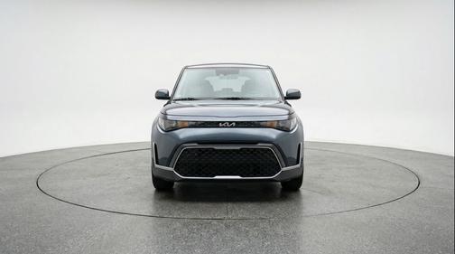Gravity Gray 2025 Kia Soul LX