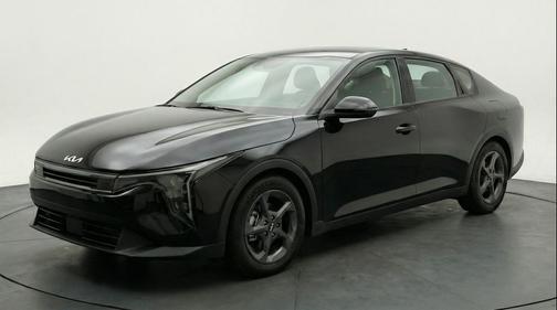 Aurora Black Pearl 2025 Kia K4 LXS