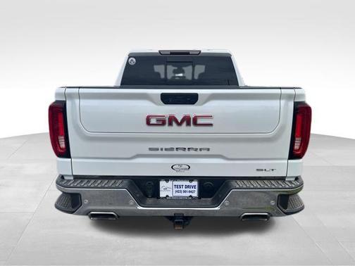 White Frost Tricoat 2021 GMC Sierra 1500 SLT