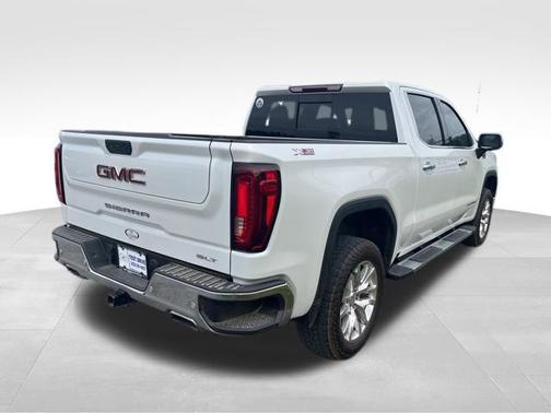 White Frost Tricoat 2021 GMC Sierra 1500 SLT