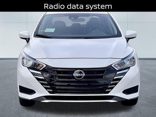 2024 Nissan Versa 1.6 SV
