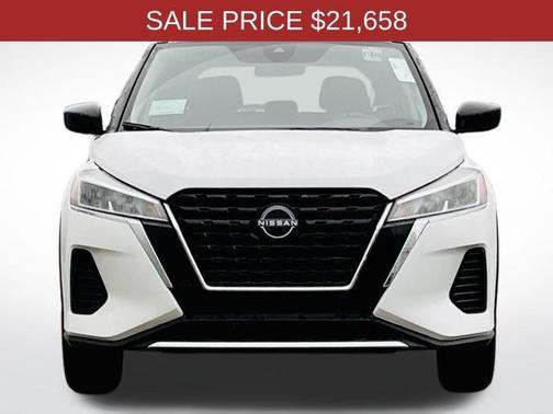 2025 Nissan Kicks Play S