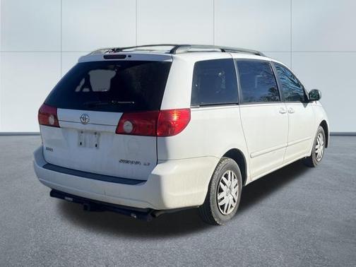 2008 Toyota Sienna LE