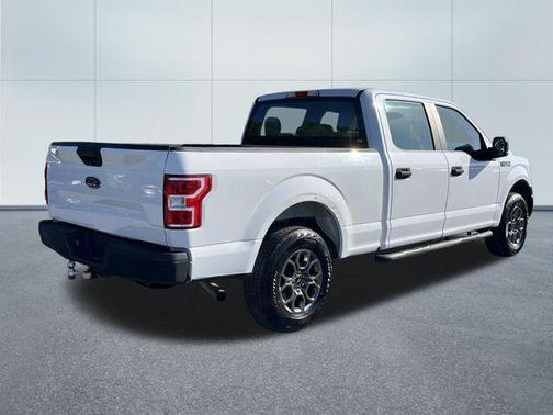 Oxford White 2018 Ford F-150 XL