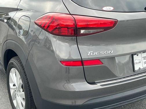2020 Hyundai TUCSON SE