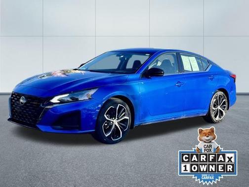 2025 Nissan Altima SR