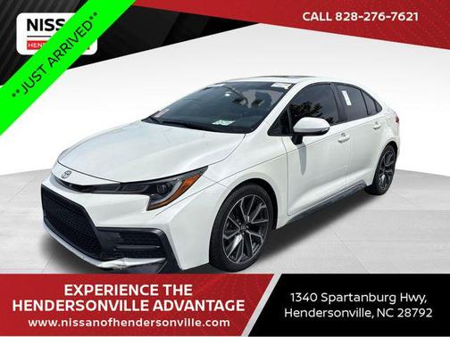 Blizzard Pearl 2021 Toyota Corolla SE