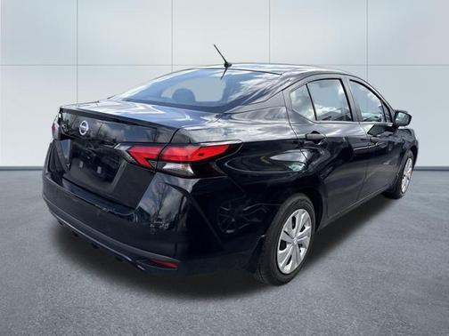 2021 Nissan Versa 1.6 S