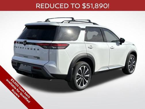 White Pearl 2026 Nissan Pathfinder Platinum