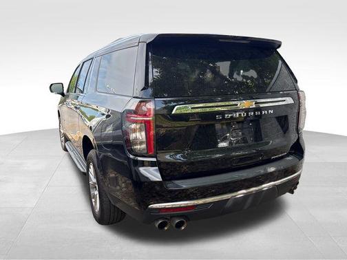 Black 2024 Chevrolet Suburban Premier