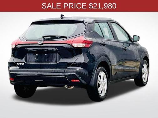 2025 Nissan Kicks Play S